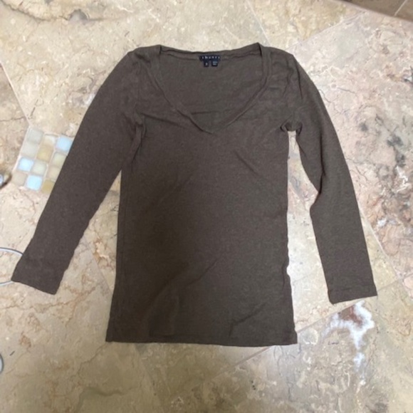 Theory V-neck Shirt - Picture 4 of 5